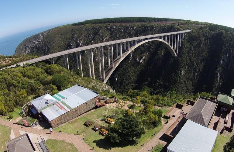 Bungee Jumping dal famoso ponte Bloukrans