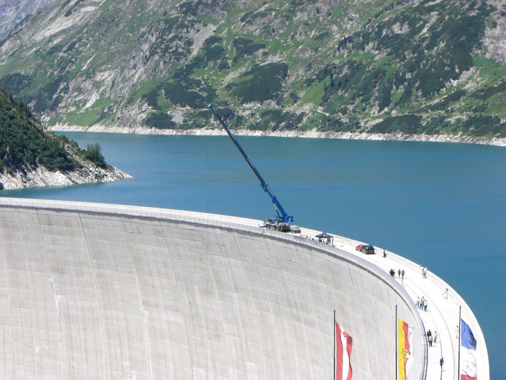 Bungee Jumping dalla diga di Kölnbrein in Austria