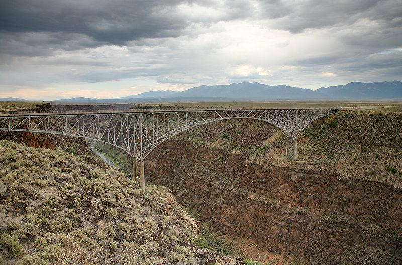 Bungee Jumping dal ponte Rio Grande in New Mexico USA