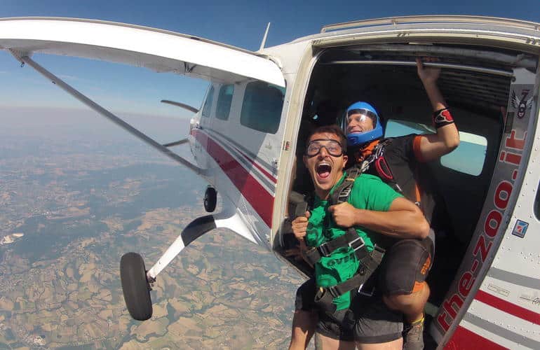 Paracadutismo in tandem da un aereo