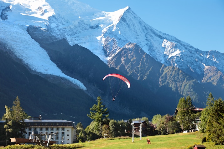 Volo in parapendio in tandem a Chamonix, vicino al Monte Bianco in Francia