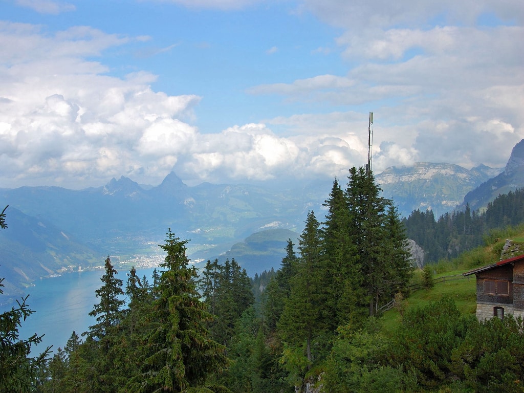 Lago dei Quattro Cantoni Svizzera