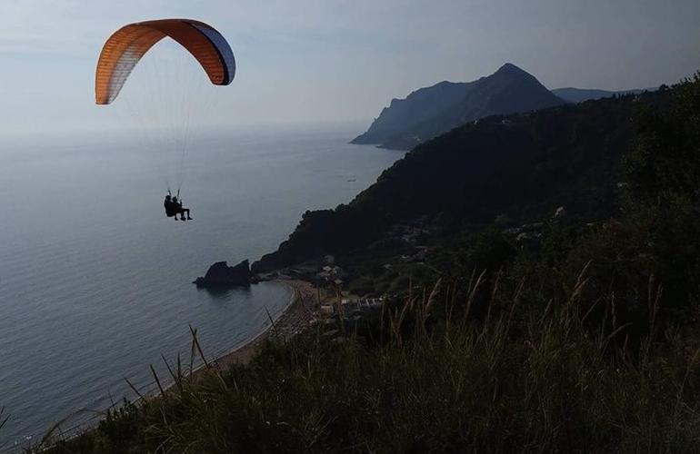 Parapendio Corfù