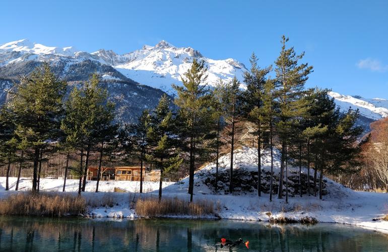 Galleggiare sul ghiaccio in Val Cenis