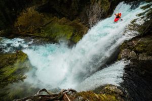 red-bull-illume-kayak-action-galen-volckhausen