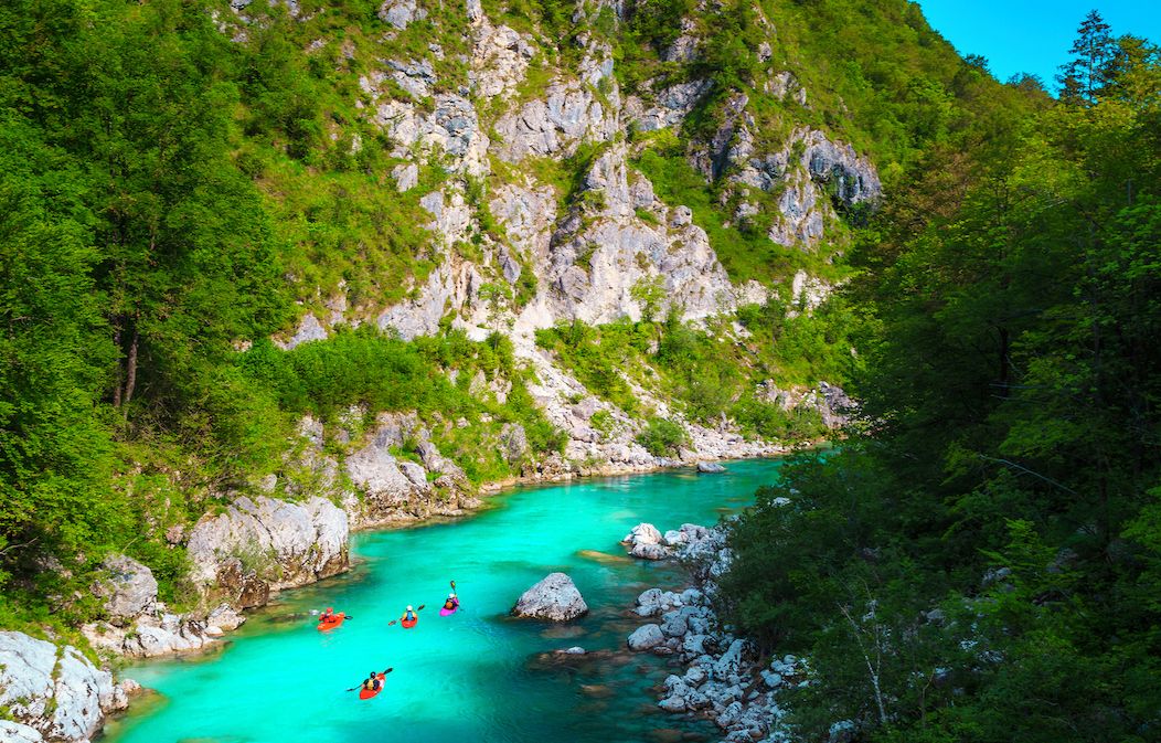 Canoisti sul fiume Soča 