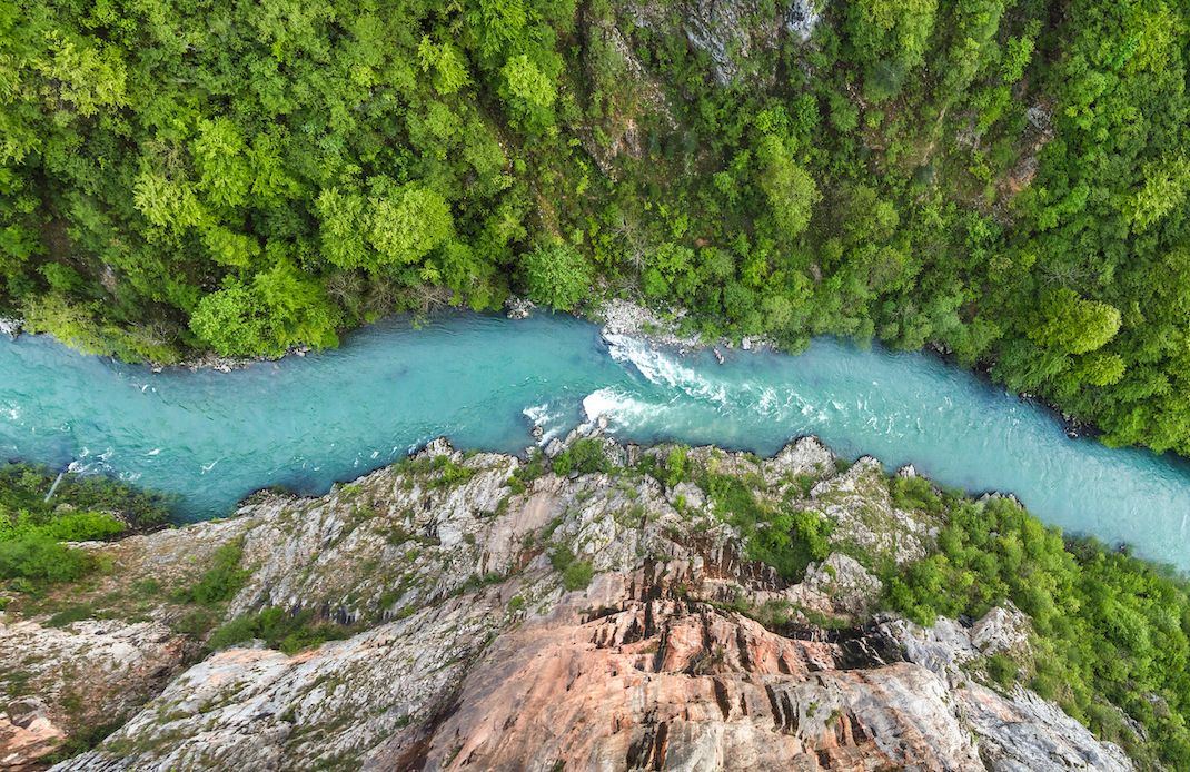 Il fiume Tara dall'alto.