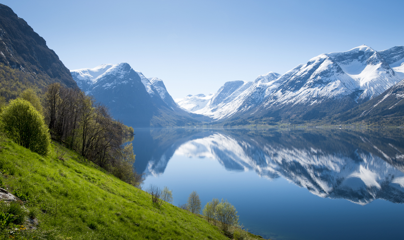 Panorama di Nordfjord in Norvegia