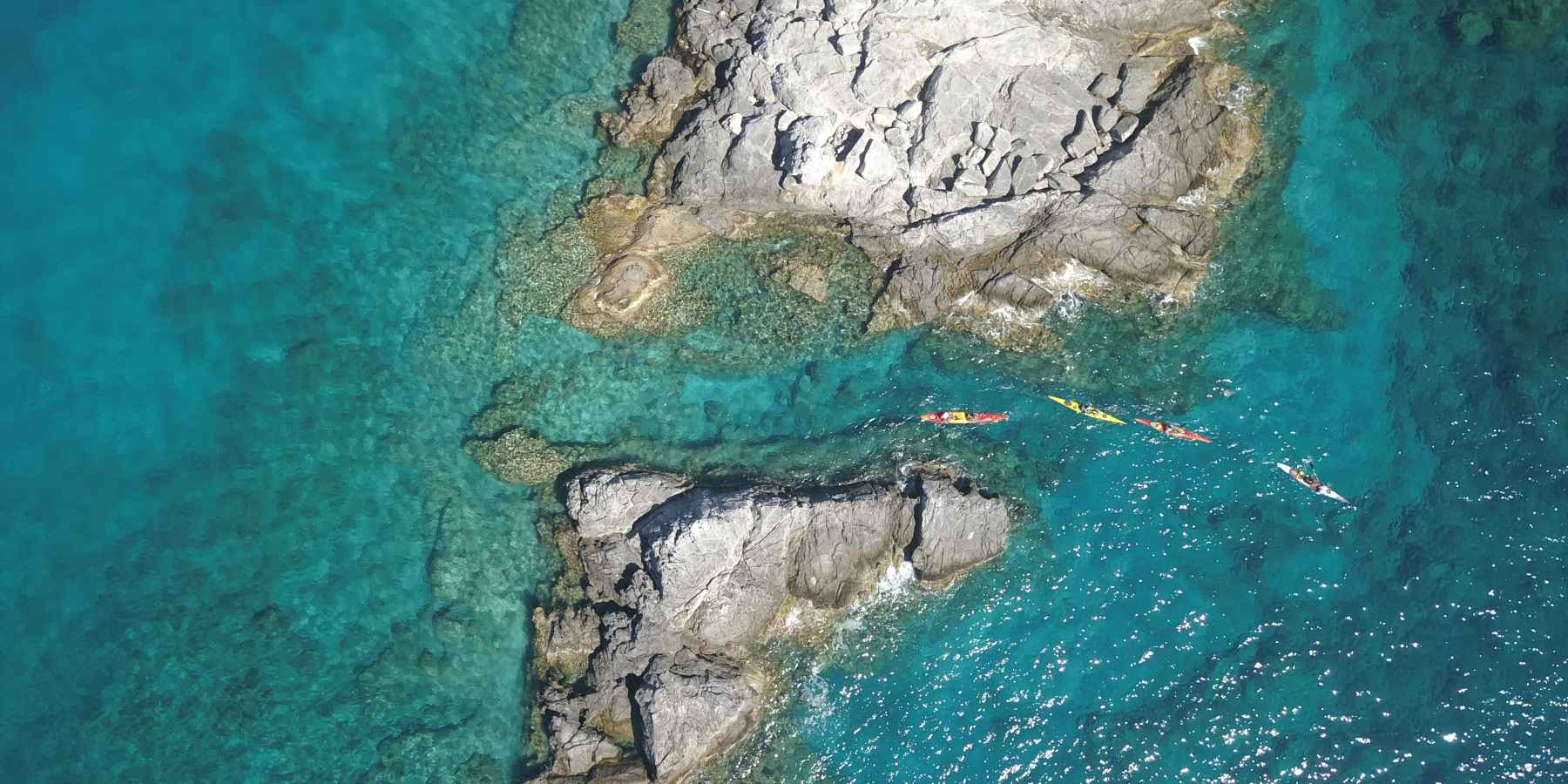 Una veduta aerea del kayak da mare in Turchia.