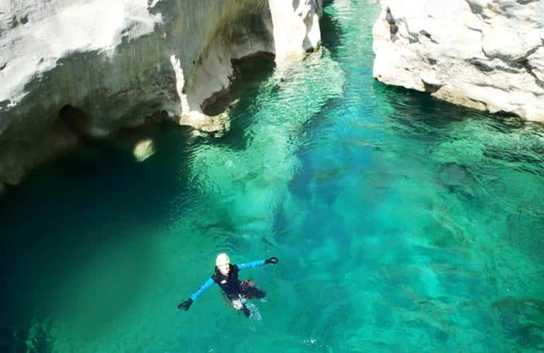 I 10 migliori posti per il canyoning nei Pirenei