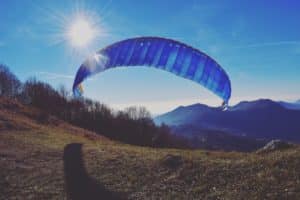 La guida completa al parapendio in tandem