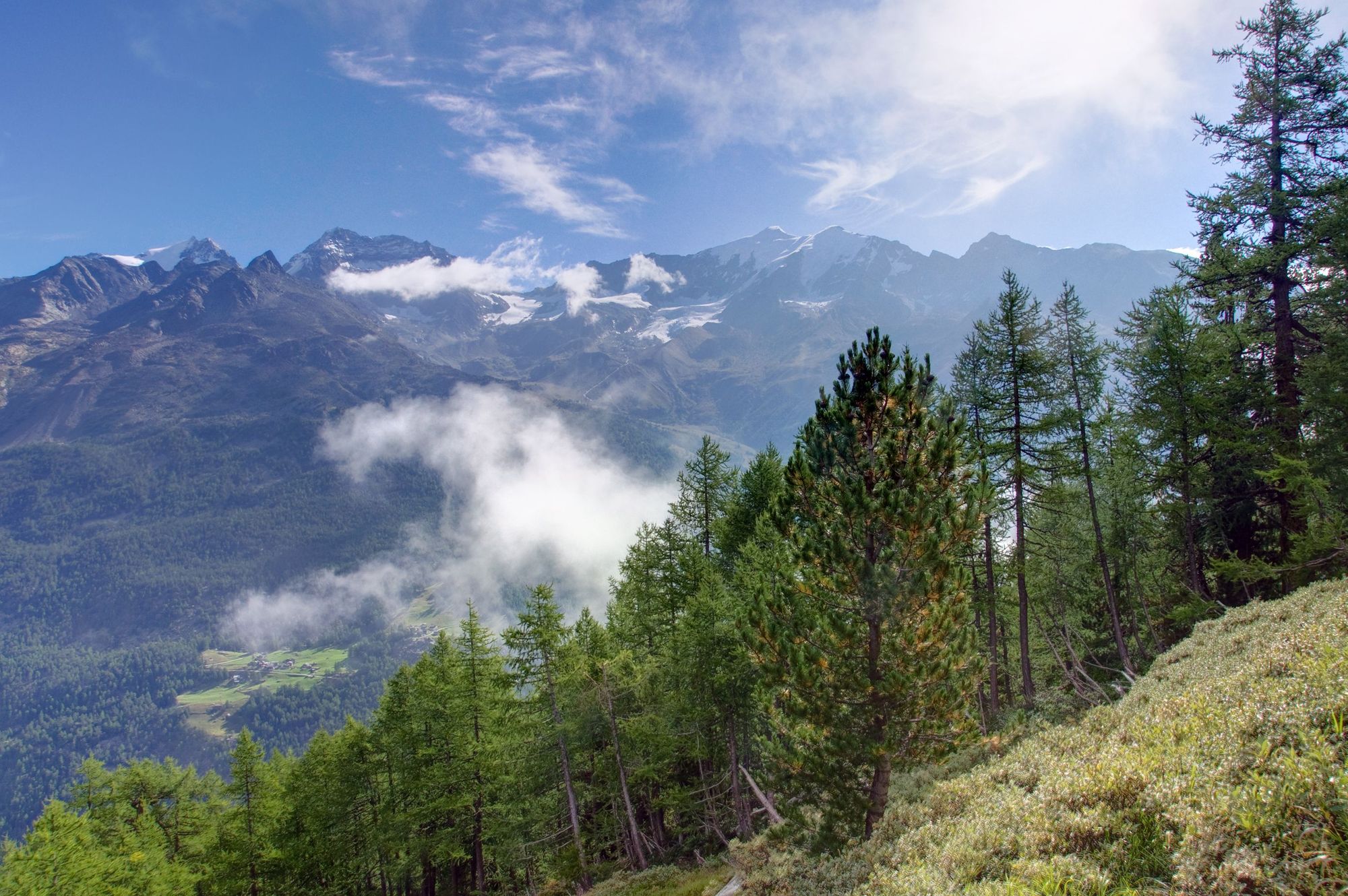 Una tipica vista mattutina sul Vallese in estate. Foto: Getty