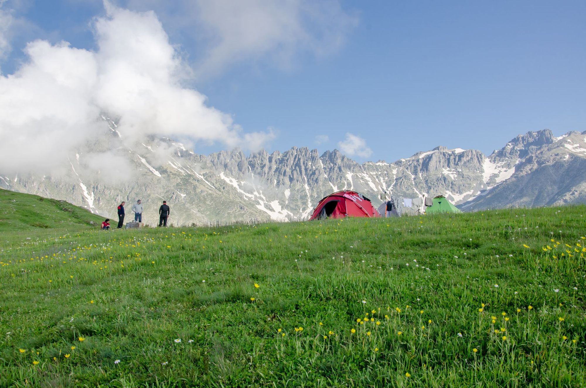 Un campeggio nelle remote montagne Kaçkar, Turchia